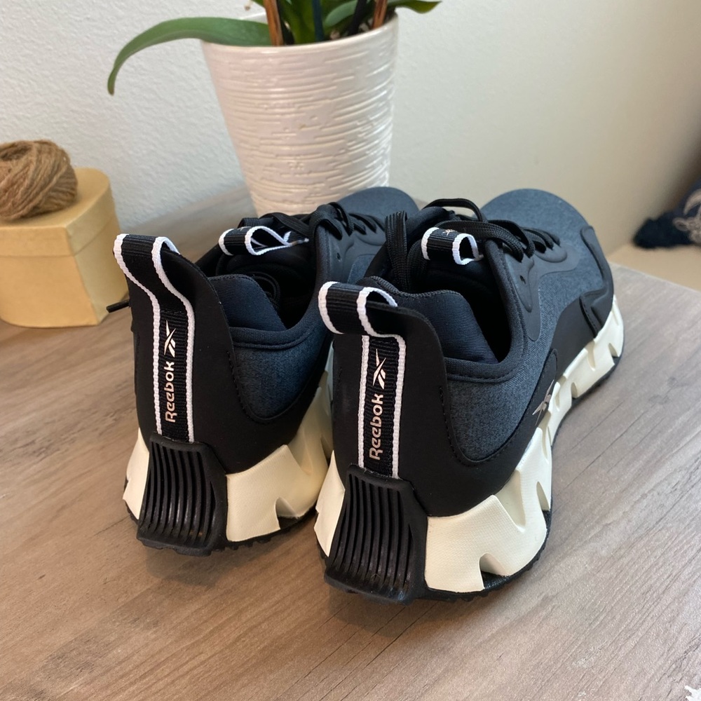 Reebok Zig Dynamica Women's Athletic Running Shoes